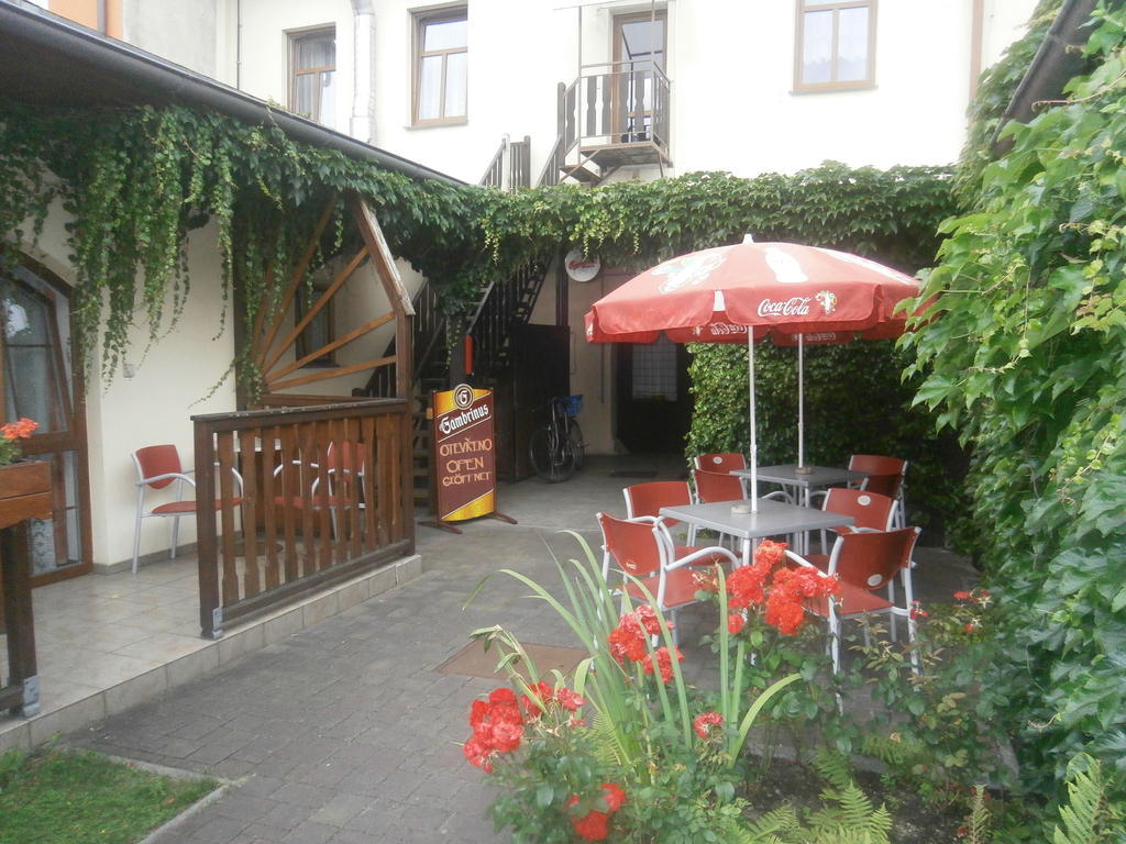 福格酒店 Nová Bystřice 外观 照片